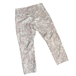 Lululemon Wunder Under Crop High Rise Luxtreme 21” Light Ivory Leggings size 10